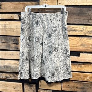 J.Jill Skirt Medium A-Line Double Layer Lined Lily Floral Black‎ Beige Elastic